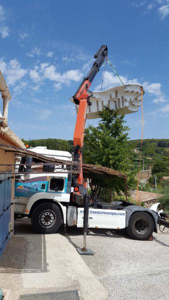 Livraison et installation d'une mini piscine à Lorgues à coté de Draguignan dans le Var