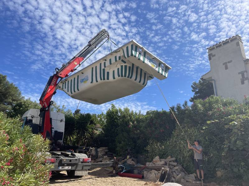 déchargement piscine avec volet immergé à La Garde à coté de Toulon dans le Var