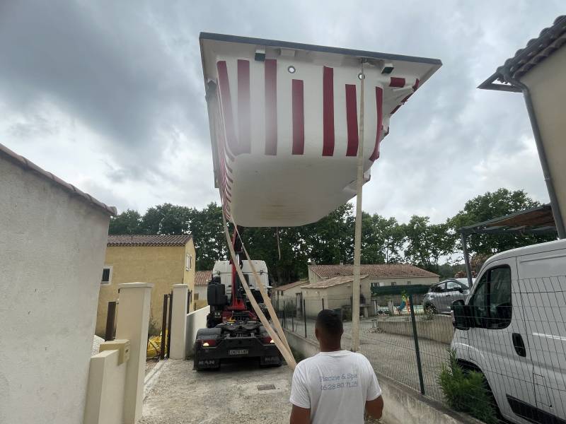 Livraison piscine Freedom Cogolin