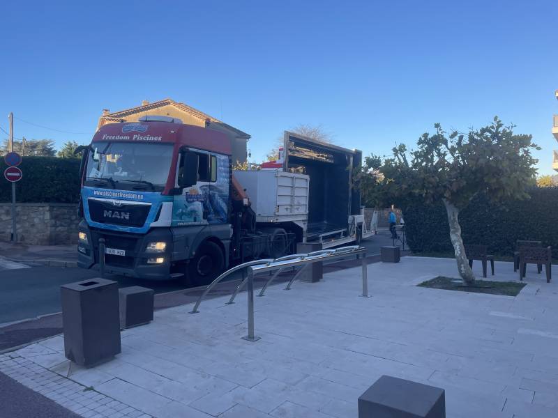 livraison St Tropez piscine Freedom