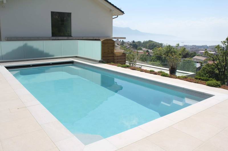 Piscine grise volet immergé 59