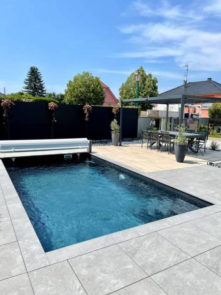 Piscine de 6 m fond plat installée à Annezin à coté de Béthunes dans le Pas de Calais