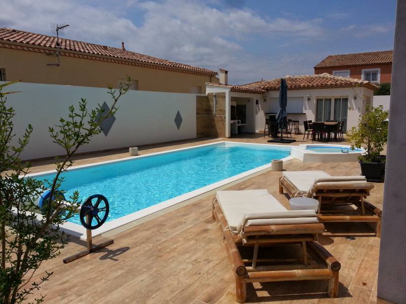 Installation d'une piscine de 10 m à Fréjus dans le Var