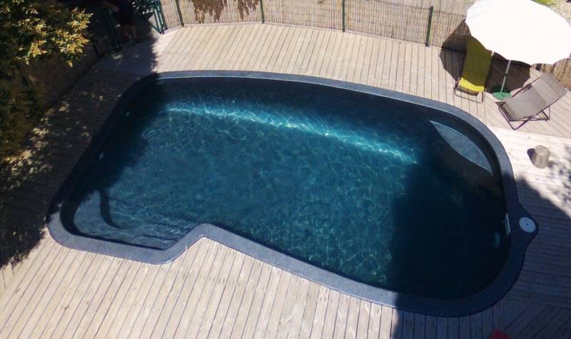 piscine haricot à Toulon 83