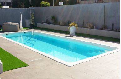 Piscine blanc bysantin à Sainte Maxime dans le Var