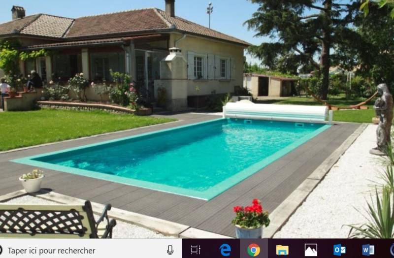 piscine coque vert Jade à Vidauban à coté de Draguignan