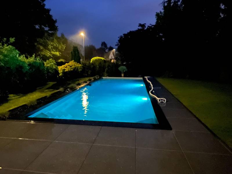 Eclairage à led piscine à coté de Lille