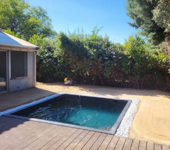 Notre zone d'activité pour ce service Poser une piscine coque avec volet immergé motorisé et système de chauffage intégré dans une maison à